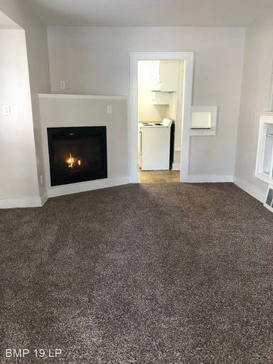 Main picture of 2909 E Ave NE