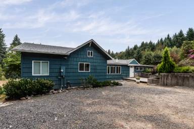Main picture of 32345 Baumgardner Ln