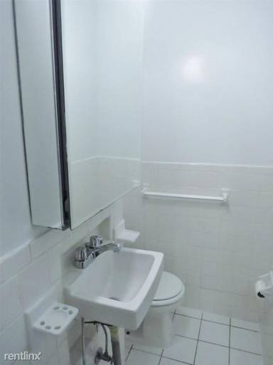 Main picture of 1604 1st Ave