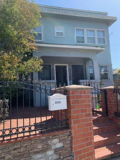 Main picture of 3558 Harper St