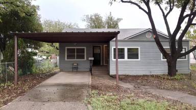 Main picture of 1409 Graham St