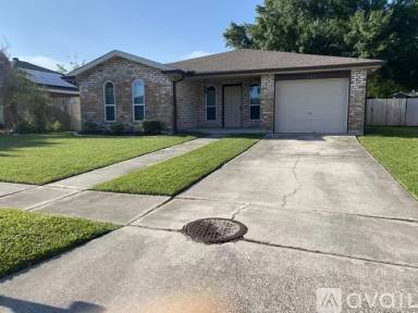 Main picture of 440 Hooper Dr