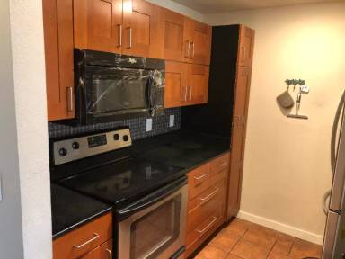 Main picture of 2334 NE 102nd St