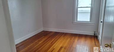 Main picture of 352 Pearce St