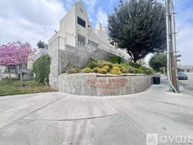 Main picture of Canyon Country Racquet Club