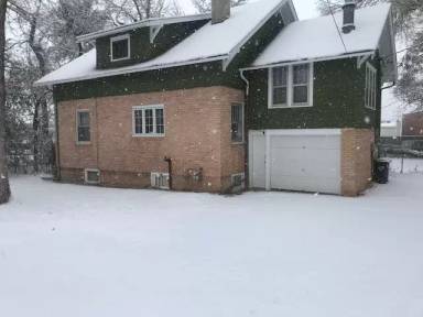 Main picture of 630 Jackson Blvd