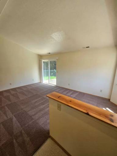 Main picture of 303 Garfield St