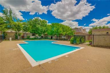 Main picture of 3045 Park Ln