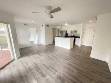 Main picture of 4807 Via Palm Lks