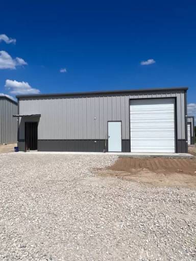 Main picture of 3200 Dennis Rd