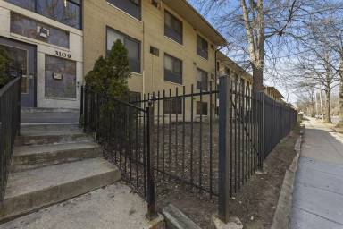 Main picture of 3109 Naylor Rd SE