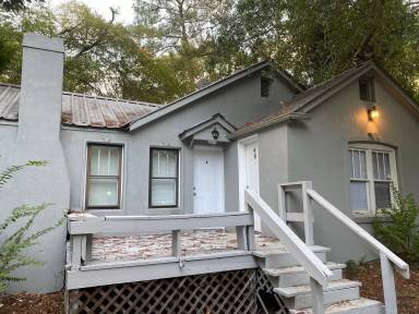 Main picture of 3515 Edgewood Rd