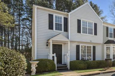 Main picture of 363 Oak Harbor Trl