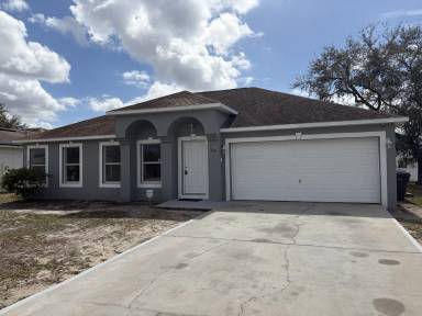 Main picture of 565 Eagle Ct
