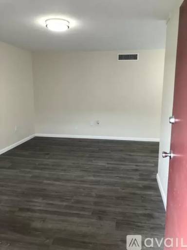 Main picture of 1335 W 68th St Apartments