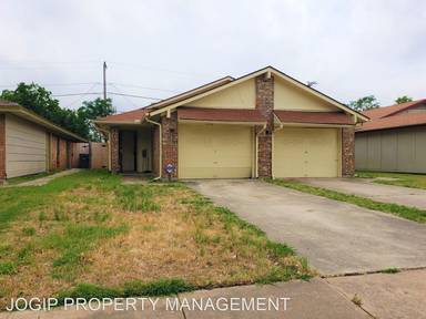 Main picture of 8902 Greenmound Ave