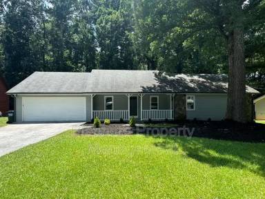 Main picture of 3165 Arden Way