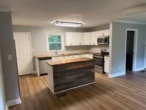 Main picture of 166 Marty Ln