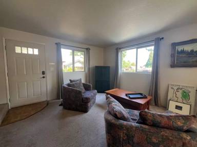 Main picture of 254 Van Ness Ave