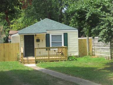Main picture of 214 E Williams St
