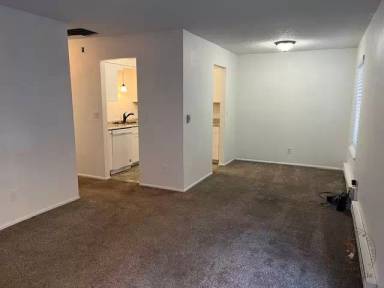 Main picture of 561 N Sparn Ct