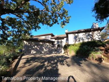 Main picture of 1244 Highland Dr