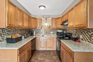 Main picture of 71 Silver Lake Ave