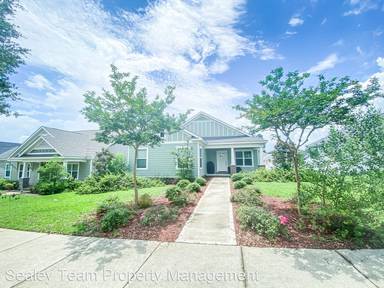 Main picture of 2429 Orange Ave E