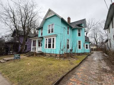 Main picture of 311 W Mason St