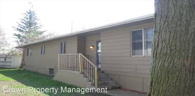 Main picture of 1003 N 168th Ave