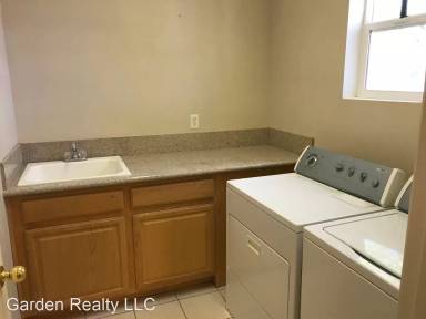 Main picture of 2635 Rimpacific Cir