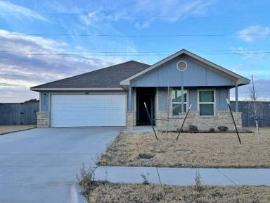 Main picture of 7026 Phoenix Dr