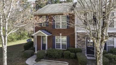 Main picture of 150 Meadowlark Pl