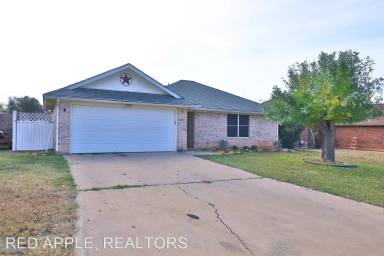 Main picture of 3917 Karen Dr