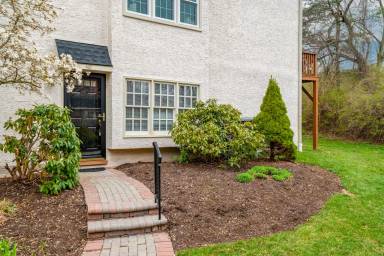Main picture of 407 Everest Cir