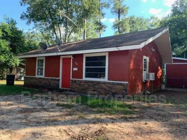 Main picture of 416 Esther Blvd