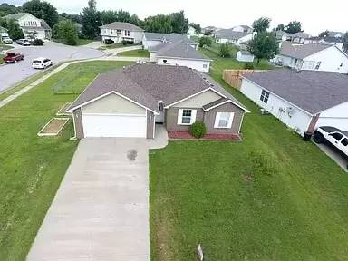 Main picture of 1212 Fox Run Dr