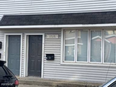 Main picture of 1725 W 18th Pl