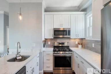 Main picture of 60 Romsey St