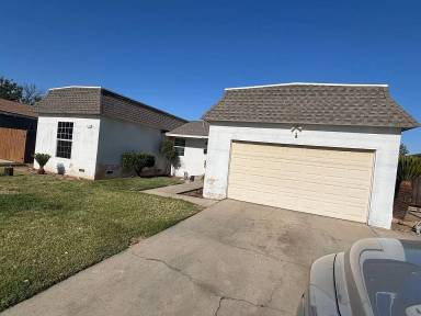 Main picture of 4504 N Garden Ave
