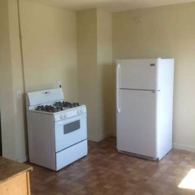 Main picture of 225 Bishop St