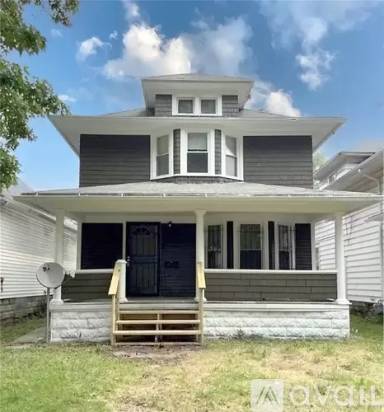 Main picture of 845 Berry St