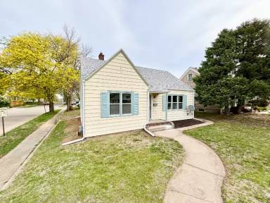 Main picture of 3501 Transit Ave