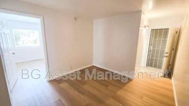 Main picture of 2223 Bonar St