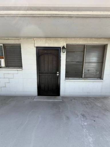 Main picture of 514 Cummins St