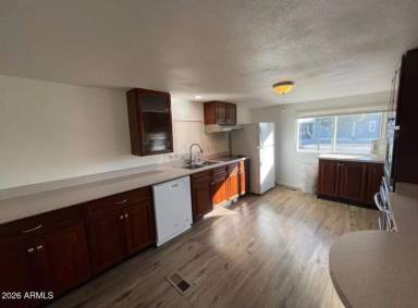 Main picture of 3722 N South Dakota Ave