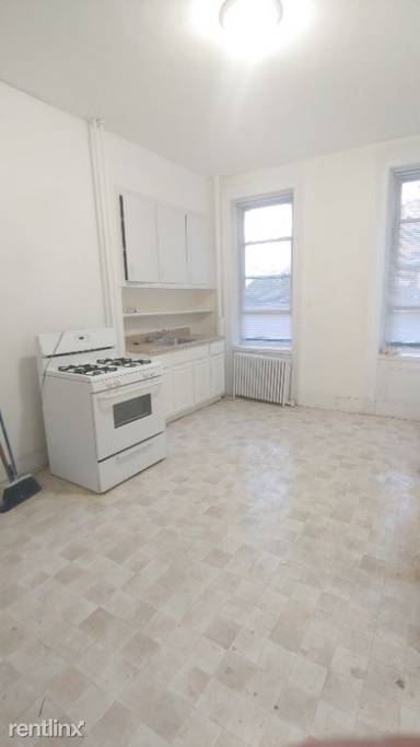 Main picture of 621 Willow Ave