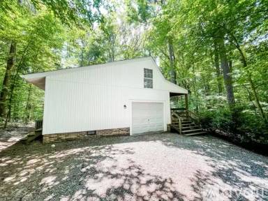 Main picture of 7144 Persimmon Ln