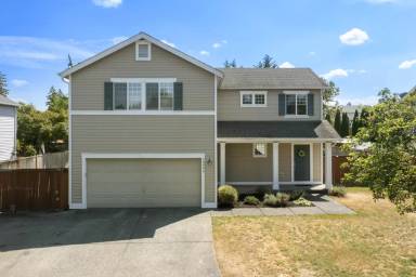Main picture of 10004 199th Ave E