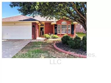 Main picture of 521 NW 172nd Pl